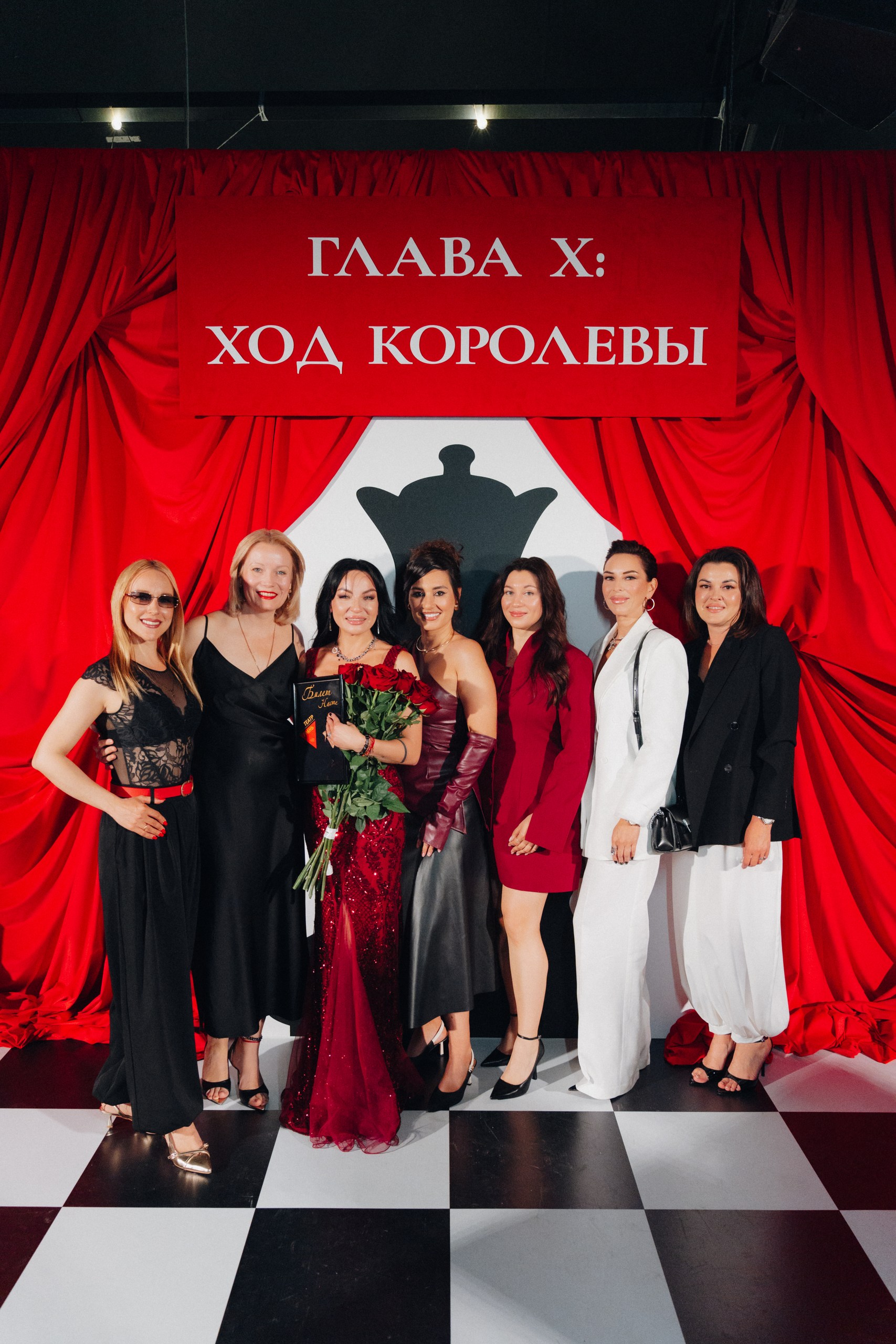 Бутику ногтевой моды 10 лет